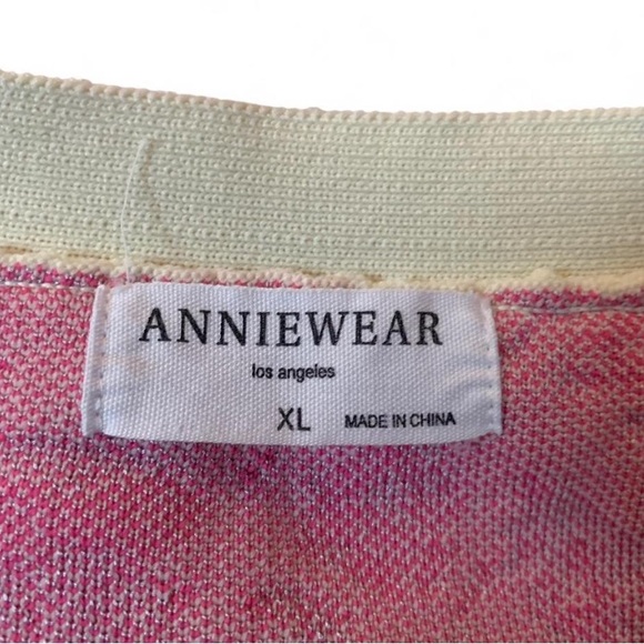 Dreamy Coquette Pink Floral Knit Cardigan ✨ - Picture 4 of 4